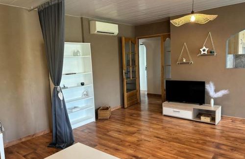 Montolivet Wohnung | Bois Lemaitre YourHostHelper