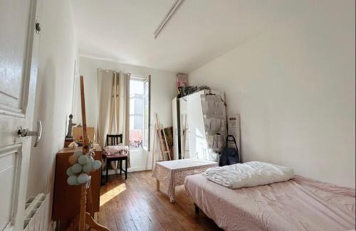 Cachan Haus | Cheap room next to train B, easily go to center Ville