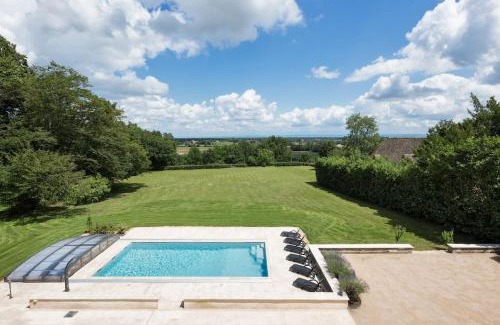 Cuisery Wohnung | Villa Elise open for 15 guests beautiful