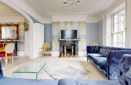 Barbican Haus | Hoe Sweet Hoe