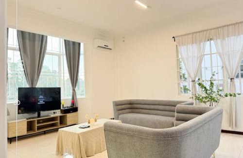Kuala Lumpur Villa | NEW Event House OUG KL Spacious 18pax