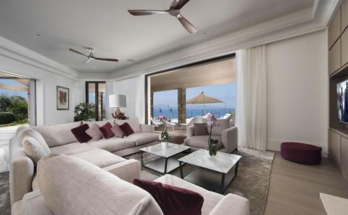 Saint-Tropez Kabine | Water's Edge