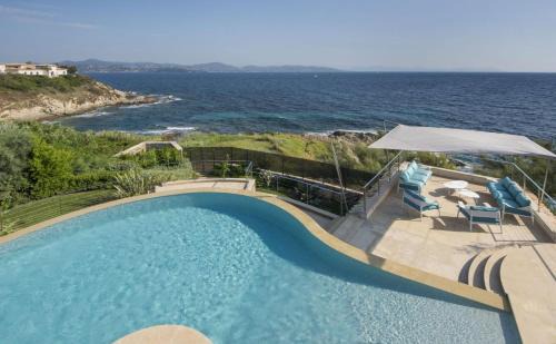 Saint-Tropez Kabine | Water's Edge