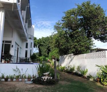 Lian Wohnung | Clipper View Beachfront Calatagan cel