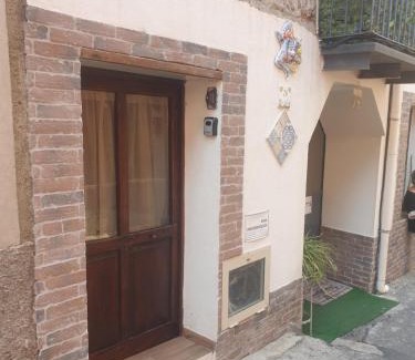 Mili San Pietro Haus | Camera Santo Stefano