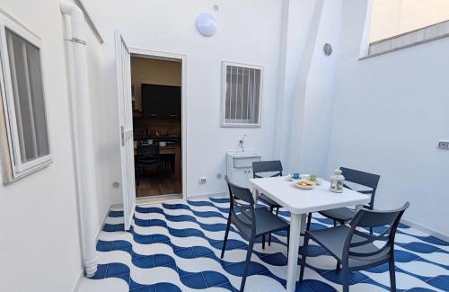 Altamura Haus | Blue wave