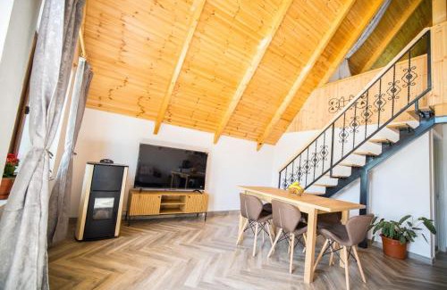 Crasna Kabine | Cabana A lakeview