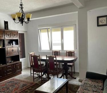 Piedrahita Wohnung | Amplio, fresco y céntrico, con patio y balcón