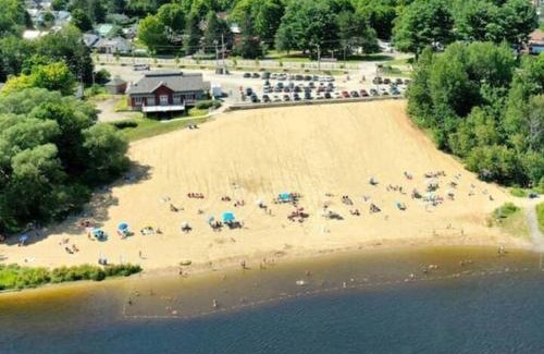 Sainte-Marcelline-de-Kildare Skihütte | Piscine Lac des Français Chalet Menoua