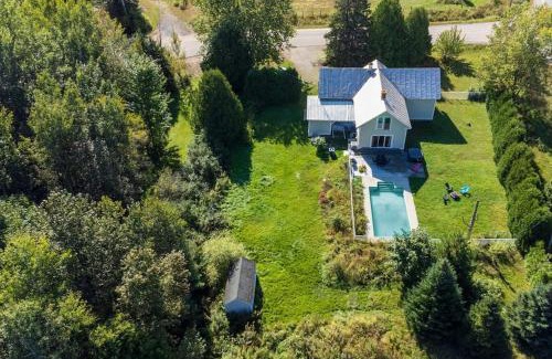 Sainte-Marcelline-de-Kildare Skihütte | Piscine Lac des Français Chalet Menoua