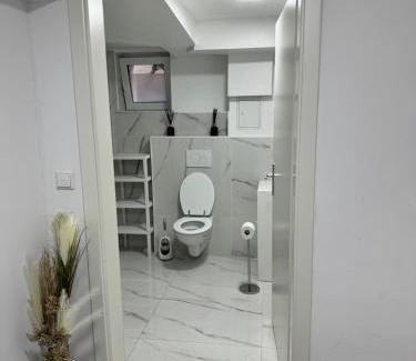 Villingen-Schwenningen Haus | Möbliertes Zimmer