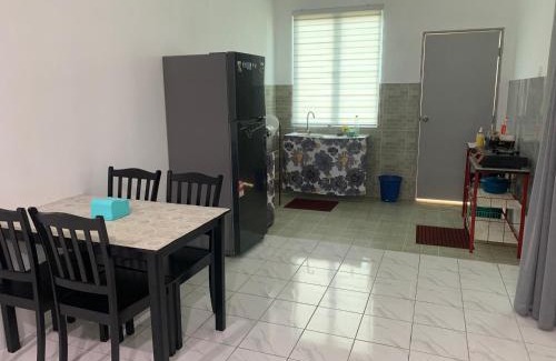 Labu Haus | Homestay zahra