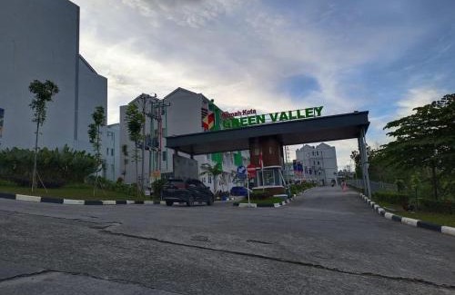Balikpapan Wohnung | 2 BR Semi Apartment Green Valley