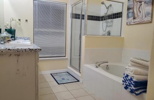 Marbella Haus | Posh guest suite with pool