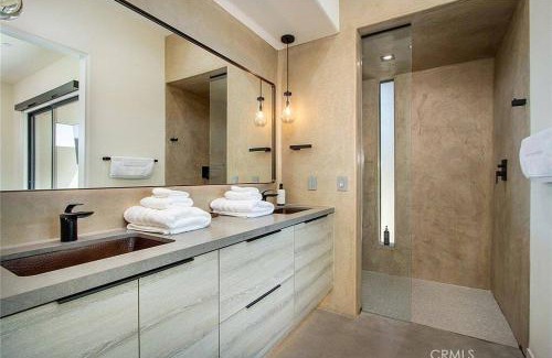 Indian Cove Haus | Daybreak & Nightfall - 2 Pools, Game Room and Spa