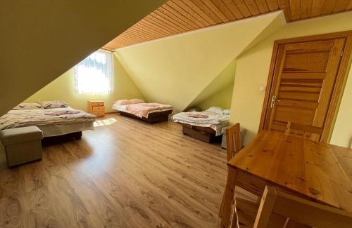 Szymbark Haus | Pokoje REMUS