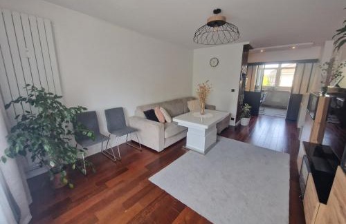 Savigny-sur-Orge Wohnung | Appartement équipé, calme et lumineux avec Parking inclus