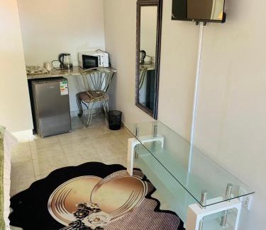 Tsumeb Haus | Hika guest house