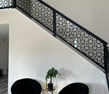 West St. Paul Haus | Guest suite
