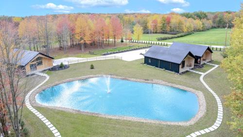 Geneva Skihütte | The Cork Cottages Rouge No 2