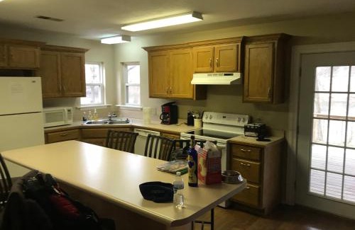 Lone Rock Haus | White River Cabin