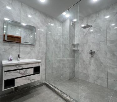 Bir El Djir Wohnung | Charmant Appartement F4 à Oran résidence Hasnaoui- Idéal pour Familles