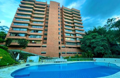 La Florida Wohnung | ESPECTACULAR PENTHOUSE CERCA AL TESORO - Poblado