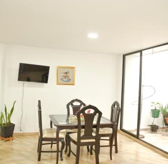 Retiro Haus | Casa de lujo En la Ceja, con parqueadero y BBQ