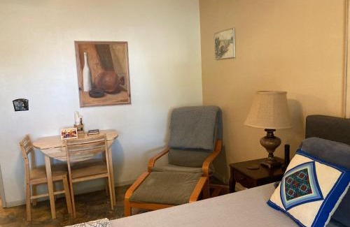 Tucson Haus | Desert retreat close to downtown/ U of A, 1-10