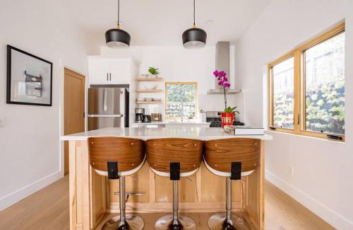 Westchester Wohnung | NEW! LAX, Beach, SOFI, KIA Forum, Wheelchair