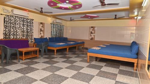 Hogenakkal Kabine | HOTEL MK PARADISE