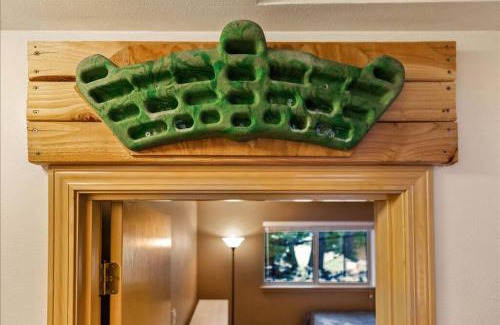 Enumclaw Haus | Basecamp Cabin