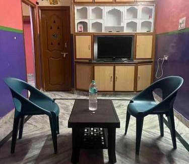Tirupati Haus | Siglebedroom spacious home near to tiruchanoor.