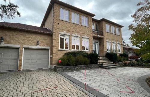 Thornhill Haus | Jimmy's house