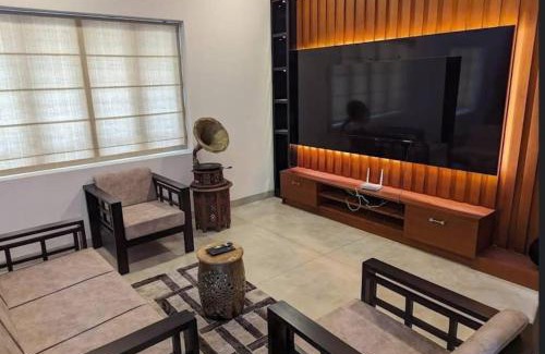 Ettumanoor Haus | Swimming Pool Naalkett Tharavad Villa with nice Ambience