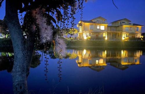 Wujie Haus | 彩虹灣民宿 RainbowB&B