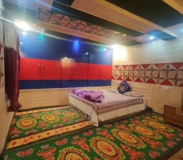 Srinagar Haus | Adil Paying Guest House