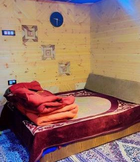 Srinagar Haus | Adil Paying Guest House
