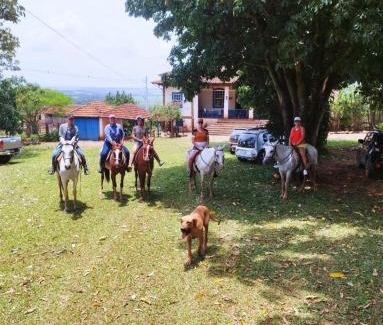 Casa Branca Haus | Fazenda Cachoeira