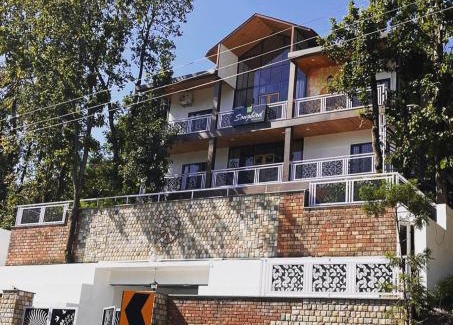 Bullawala Haus | Himalayan Songbird