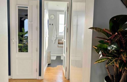 Quartier de Rochechouart Wohnung | Appartement vue Tour Eiffel - Paris 9