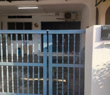 Chemor Haus | Homestay Taman Mas