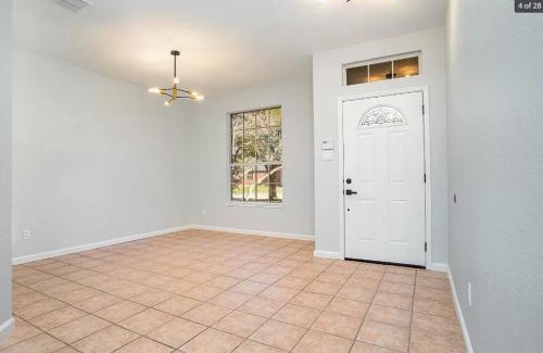 Rowlett Haus | Re-modeled home in a great area