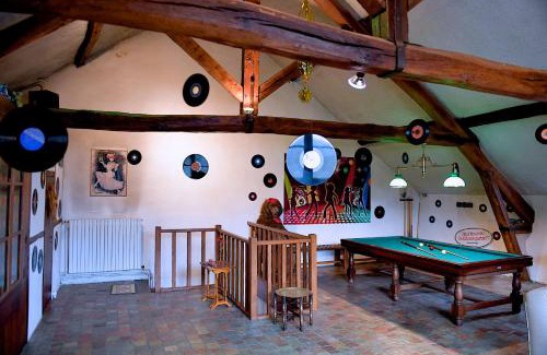 Houdan Haus | 2 CHAMBRES DOUBLES DANS UNE MAISON DE MAITRE DU XVIIIe SIECLE