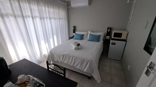 Fichardt Park Haus | Chrisserus Guest Rooms