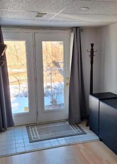 Ottawa Division Haus | Nature Retreat in the city