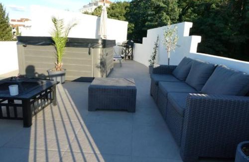 Issy-les-Moulineaux Wohnung | Penthouse avec jaccuzzi vue sur la Tour Eiffel