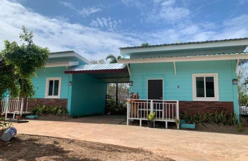 Sakon Nakhon Skihütte | ที่พักสกลนครกรีนเฮ้าส์รีสอร์ท