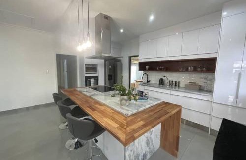 Erongo Haus | Palm Self Catering - House in Walvis Bay