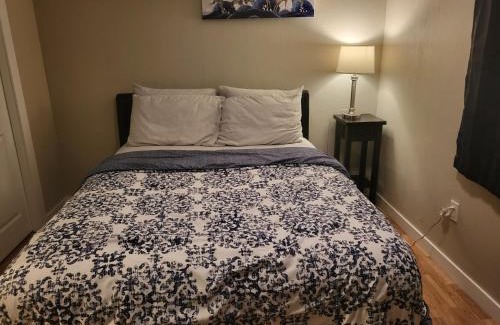 Northeast Edmonton Haus | Cozy Private Rooms in Suite